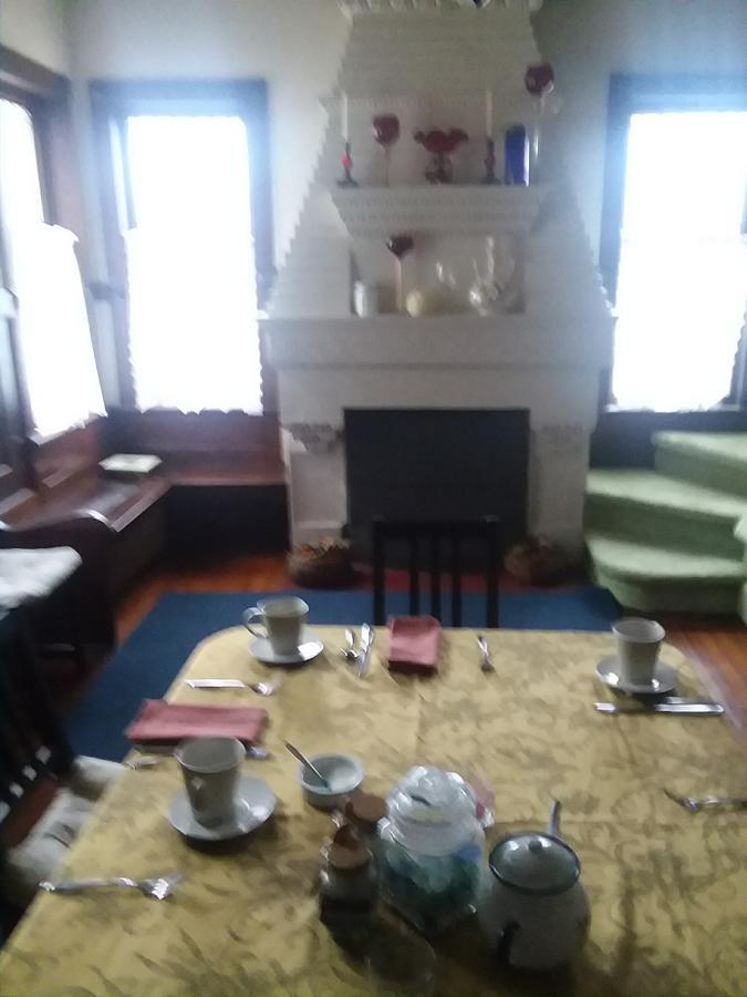 Rose Corner Inn Hillsdale Bagian luar foto
